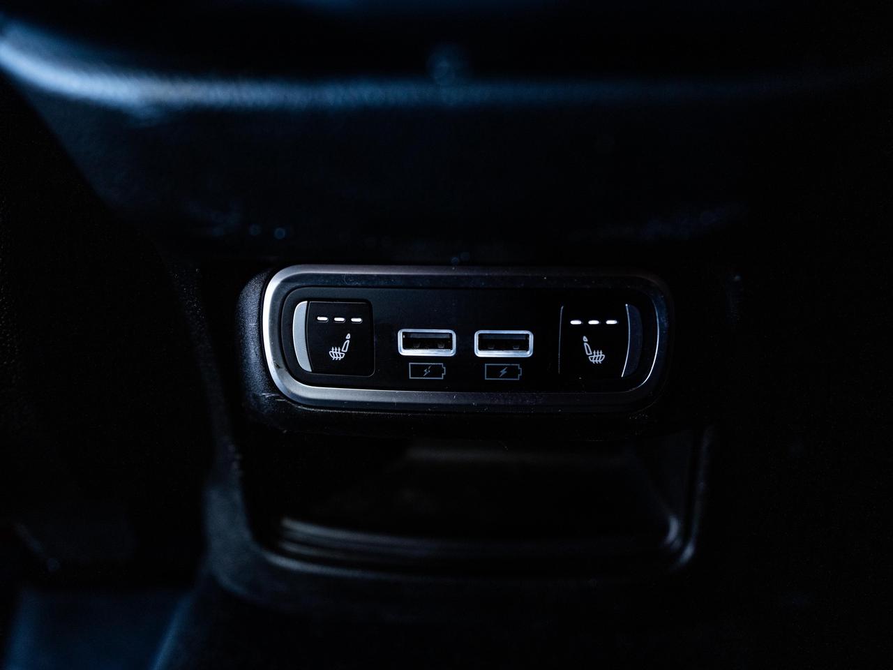 2022 Alfa Romeo Stelvio Veloce/HARMEN K/NAV/1OWNER/CLEAN CARFAX Photo