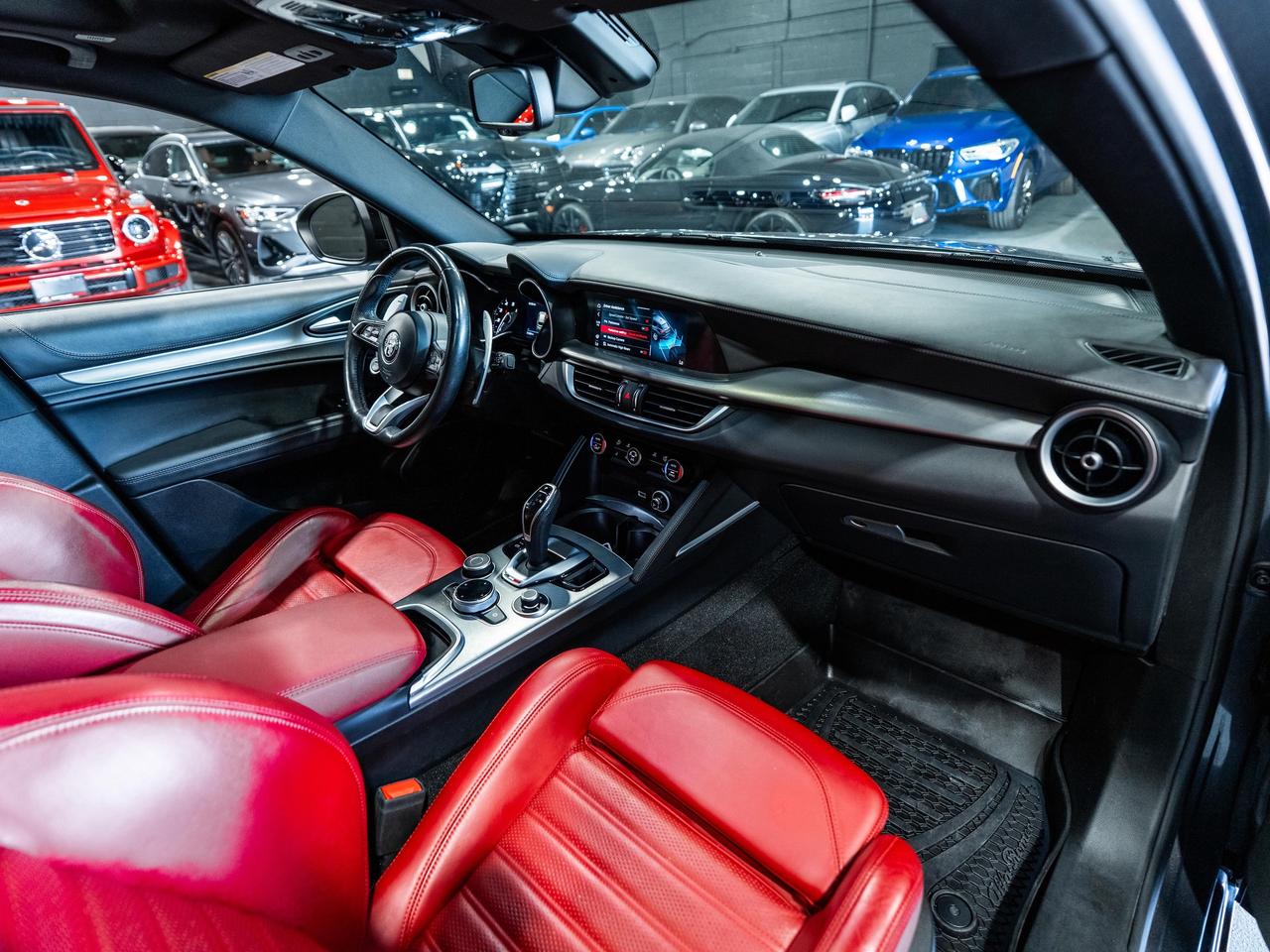 2022 Alfa Romeo Stelvio Veloce/HARMEN K/NAV/1OWNER/CLEAN CARFAX Photo