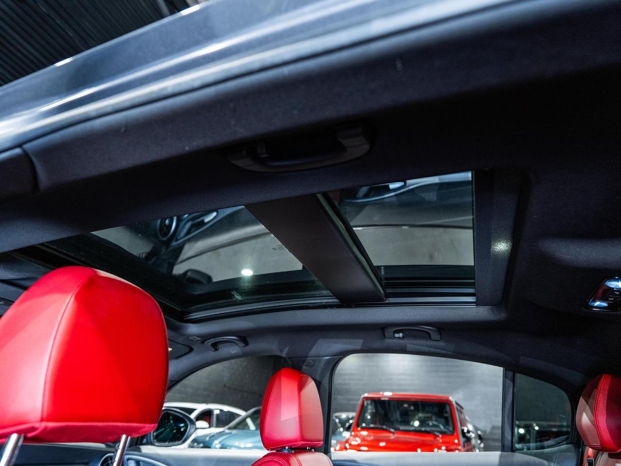 2022 Alfa Romeo Stelvio Veloce/HARMEN K/NAV/1OWNER/CLEAN CARFAX Photo