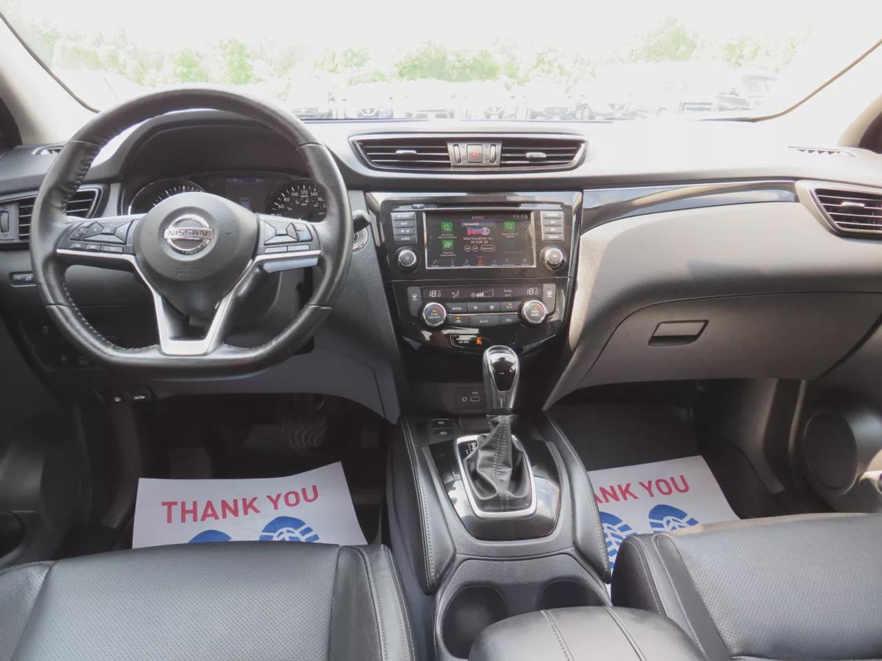2019 Nissan Qashqai SL  | Low Km | Clean Title | No Accidents | Safety Certified | AWD | Alloy Rims | Leather | Sunroof | Navigation | Heated Seats | Heated Steering Wheel | Dual Climate Control | Push Button Start | Power Seats | 360 Degree Reverse Camera | Touchscreen Photo
