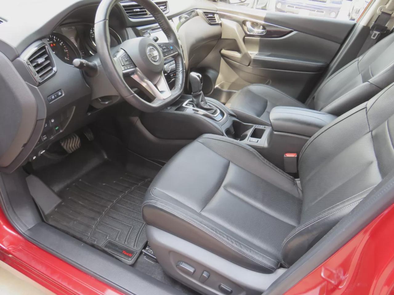 2019 Nissan Qashqai SL  | Low Km | Clean Title | No Accidents | Safety Certified | AWD | Alloy Rims | Leather | Sunroof | Navigation | Heated Seats | Heated Steering Wheel | Dual Climate Control | Push Button Start | Power Seats | 360 Degree Reverse Camera | Touchscreen Photo