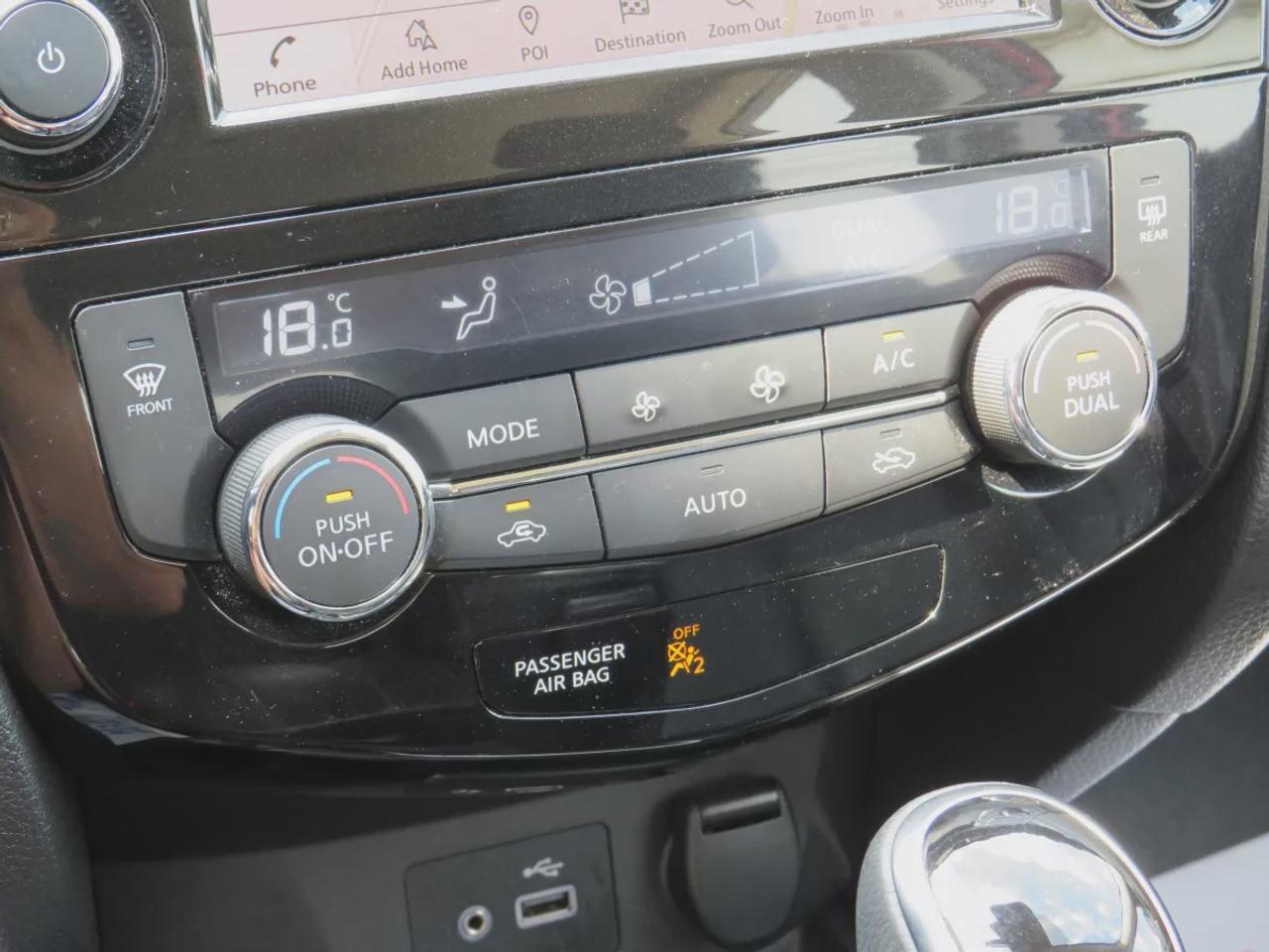 2019 Nissan Qashqai SL  | Low Km | Clean Title | No Accidents | Safety Certified | AWD | Alloy Rims | Leather | Sunroof | Navigation | Heated Seats | Heated Steering Wheel | Dual Climate Control | Push Button Start | Power Seats | 360 Degree Reverse Camera | Touchscreen Photo