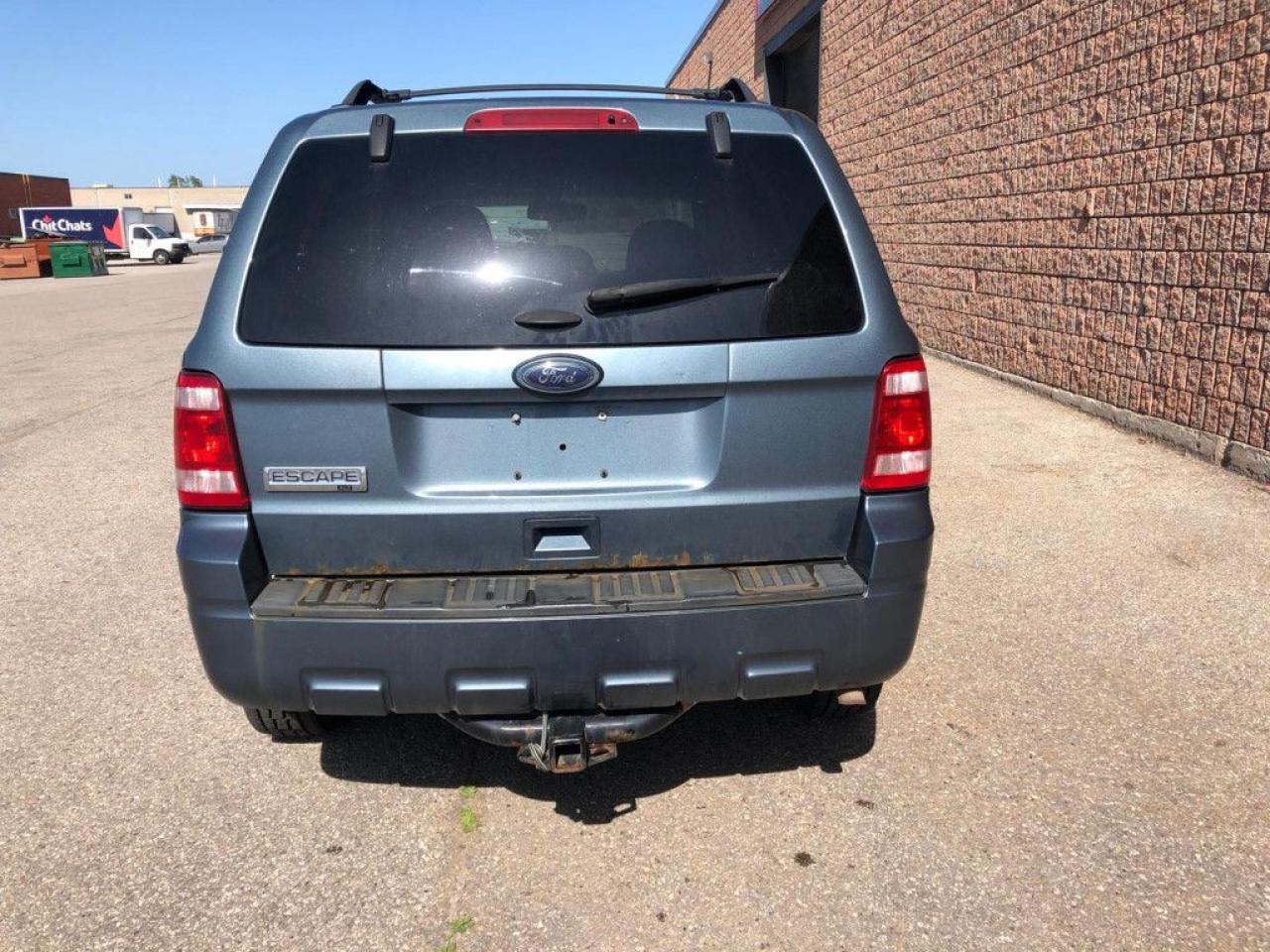 2011 Ford Escape XLT |MANUAL|UPGRADED INFOTAINMENT SYSTEM| - Photo #5