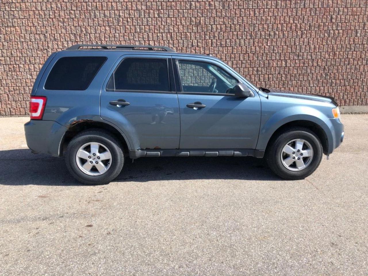 2011 Ford Escape XLT |MANUAL|UPGRADED INFOTAINMENT SYSTEM| - Photo #7