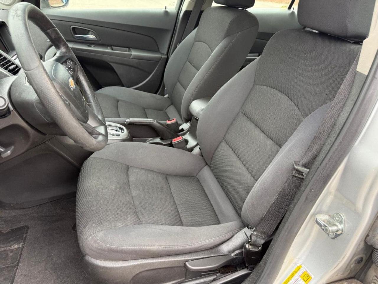 2015 Chevrolet Cruze LT | BACK-UP CAM | REMOTE STARTER | BLUETOOTH | - Photo #16