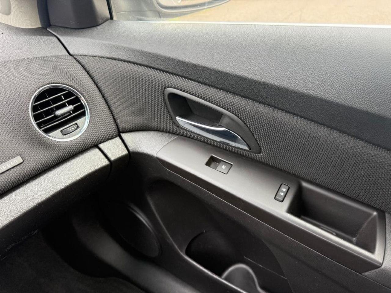 2015 Chevrolet Cruze LT | BACK-UP CAM | REMOTE STARTER | BLUETOOTH | - Photo #29