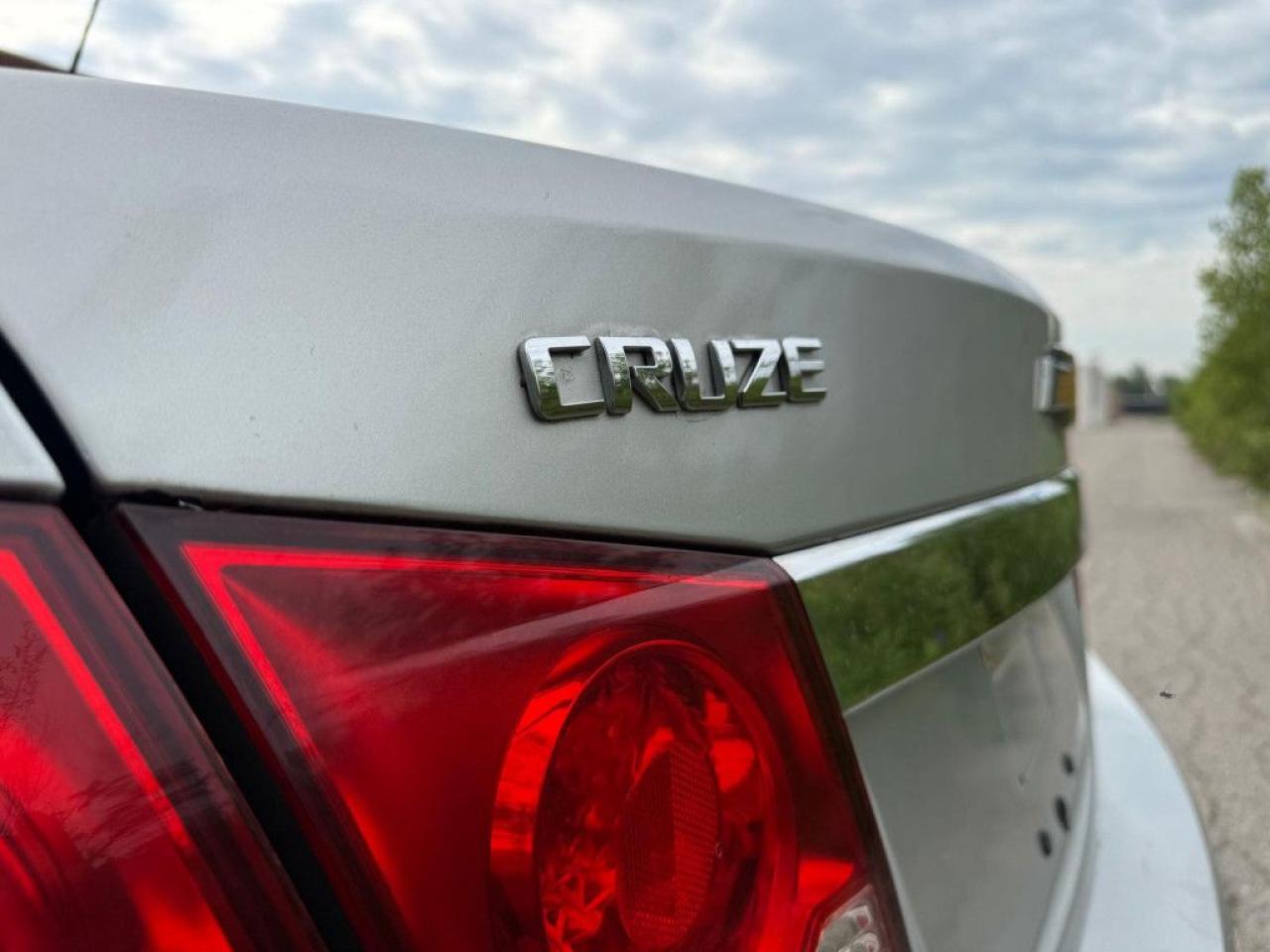 2015 Chevrolet Cruze LT | BACK-UP CAM | REMOTE STARTER | BLUETOOTH | - Photo #12