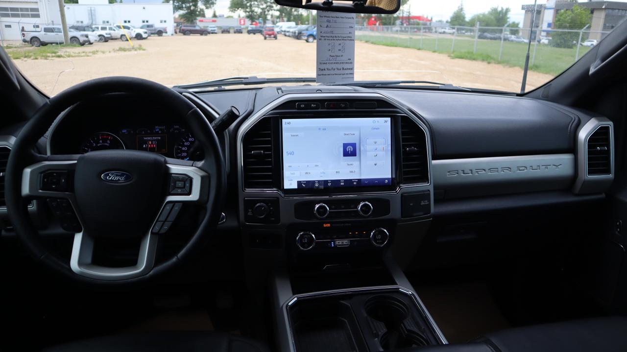 2022 Ford F-350 Super Duty SRW Lariat Photo5
