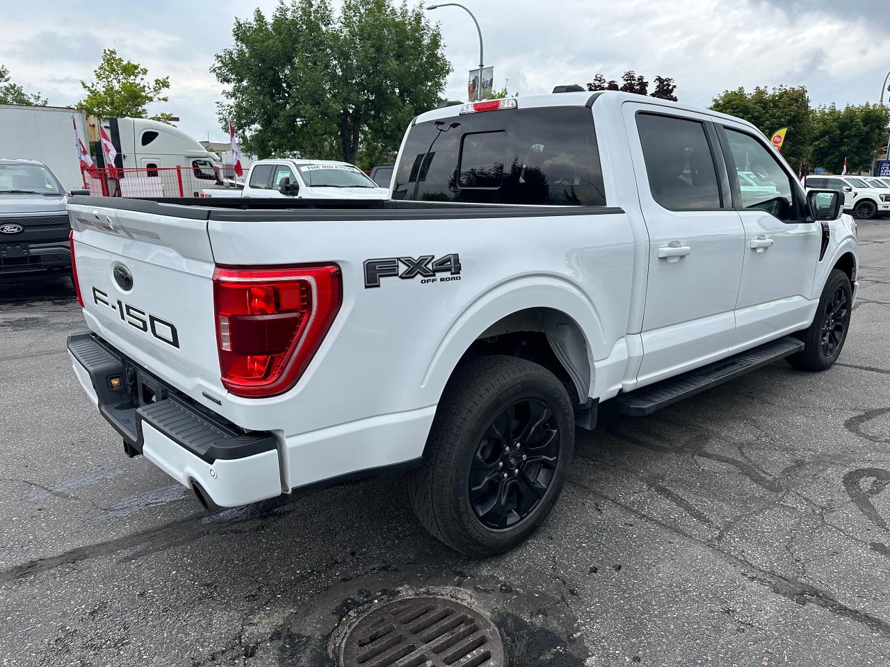 2022 Ford F-150 XLT Photo4