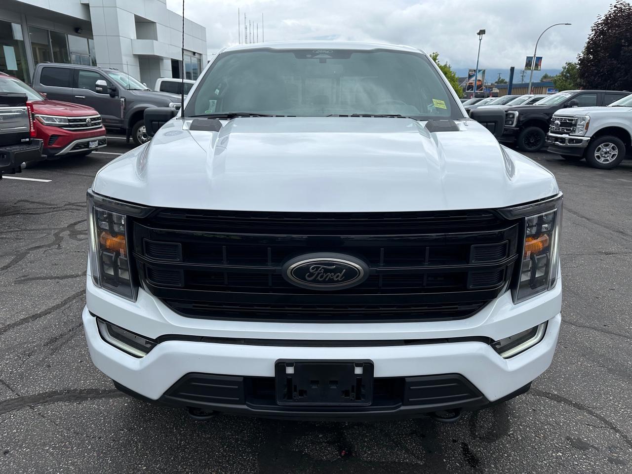 2022 Ford F-150 XLT Photo1