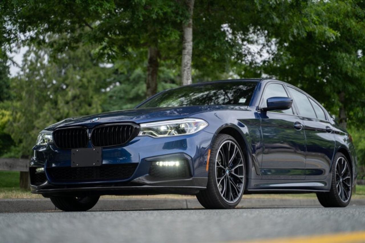 Used 2019 BMW 5 Series 530e xDrive iPerformance for sale in Surrey, BC