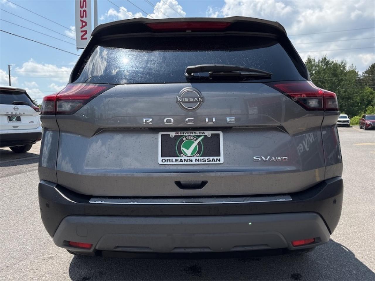 2023 Nissan Rogue SV Moonroof  BEST PRICE SV AROUND!!! Photo3