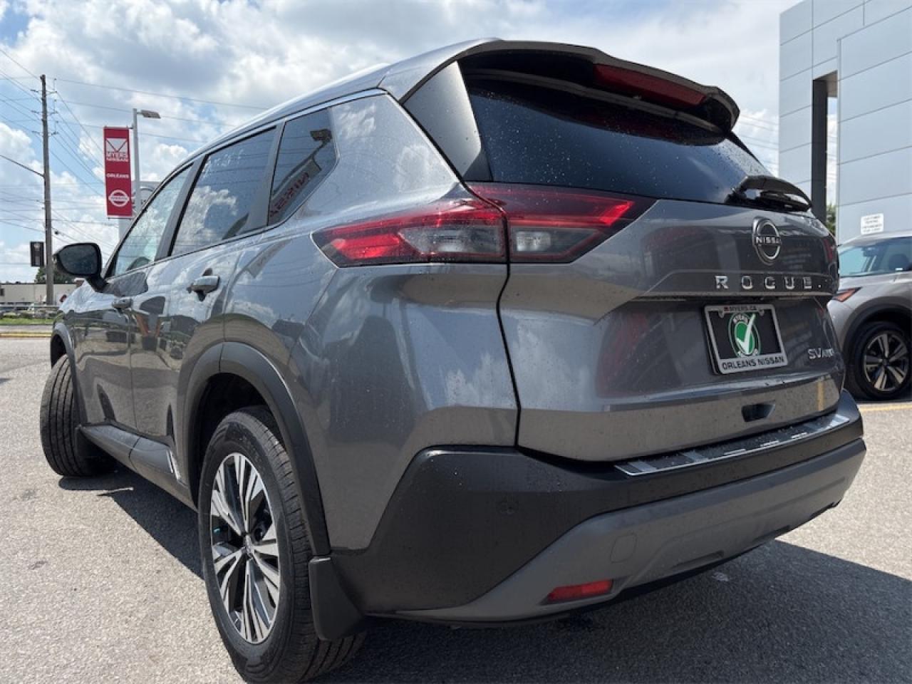 2023 Nissan Rogue SV Moonroof  BEST PRICE SV AROUND!!! Photo2