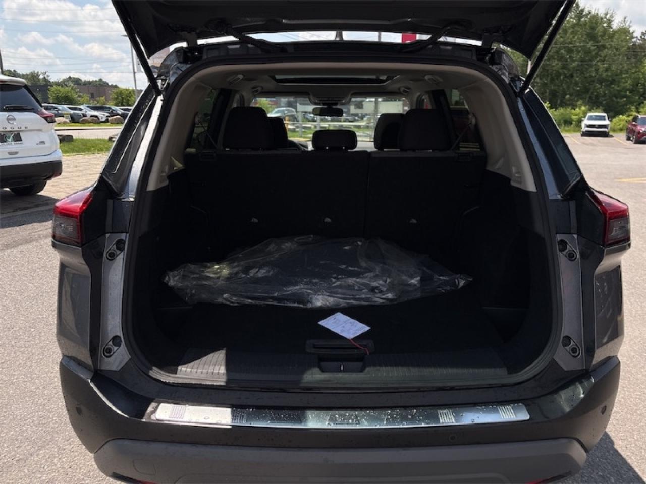 2023 Nissan Rogue SV Moonroof  BEST PRICE SV AROUND!!! Photo