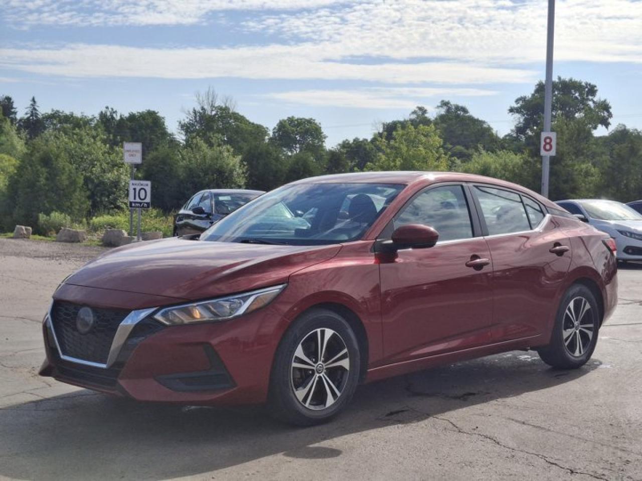 Used 2021 Nissan Sentra SV | Sunroof | Heated Seats | CarPlay + Android | Rear Camera | Alloy Wheels and More ! for sale in Guelph, ON