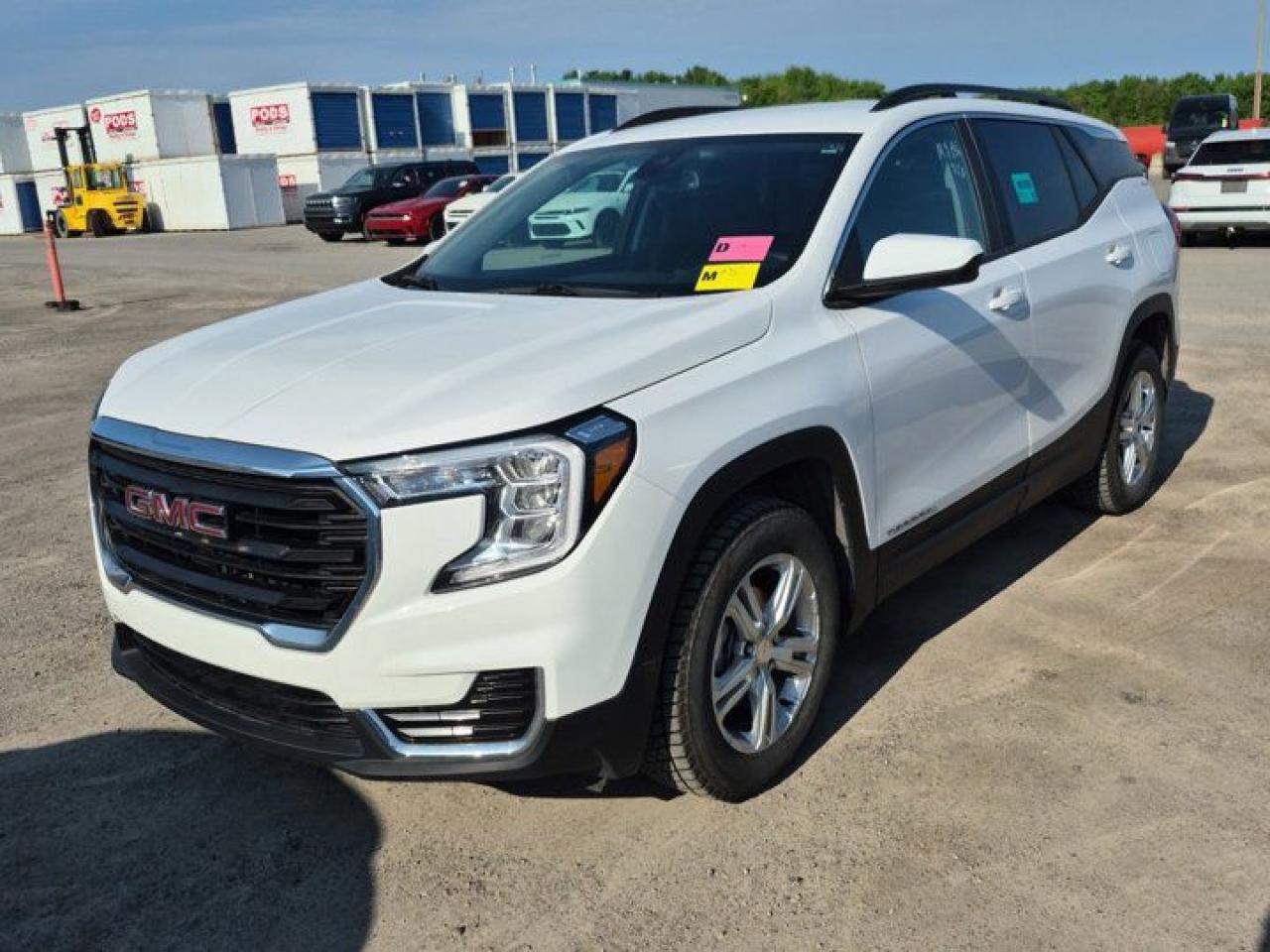 Used 2022 GMC Terrain SLE AWD | Heated Seats | Power Seat | CarPlay + Android | Rear Camera | Alloy Wheels and More ! for sale in Guelph, ON