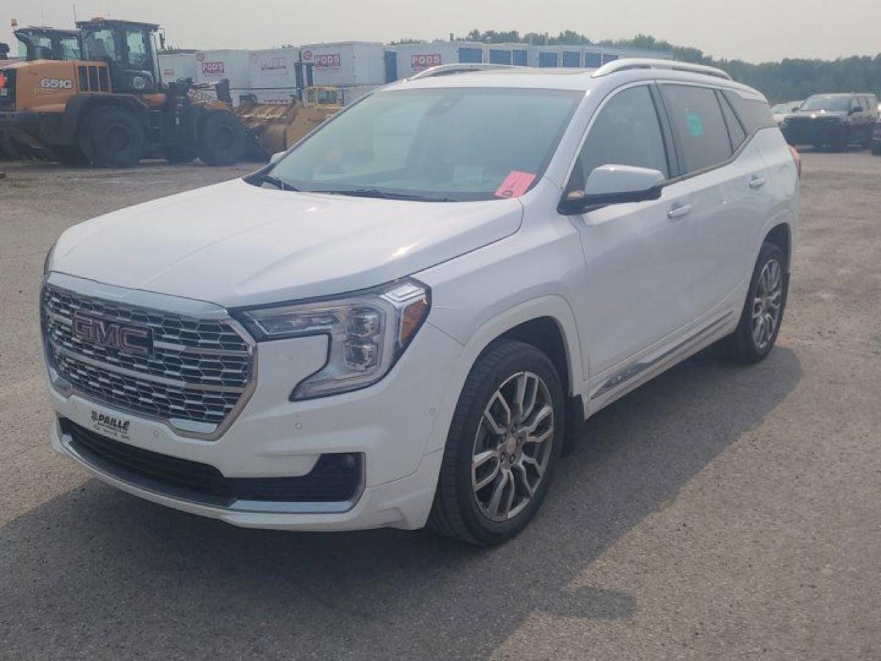 Used 2022 GMC Terrain Denali AWD | Leather | Panoramic Sunroof | Nav | Heated Wheel + Seats | CarPlay + Android and More ! for sale in Guelph, ON