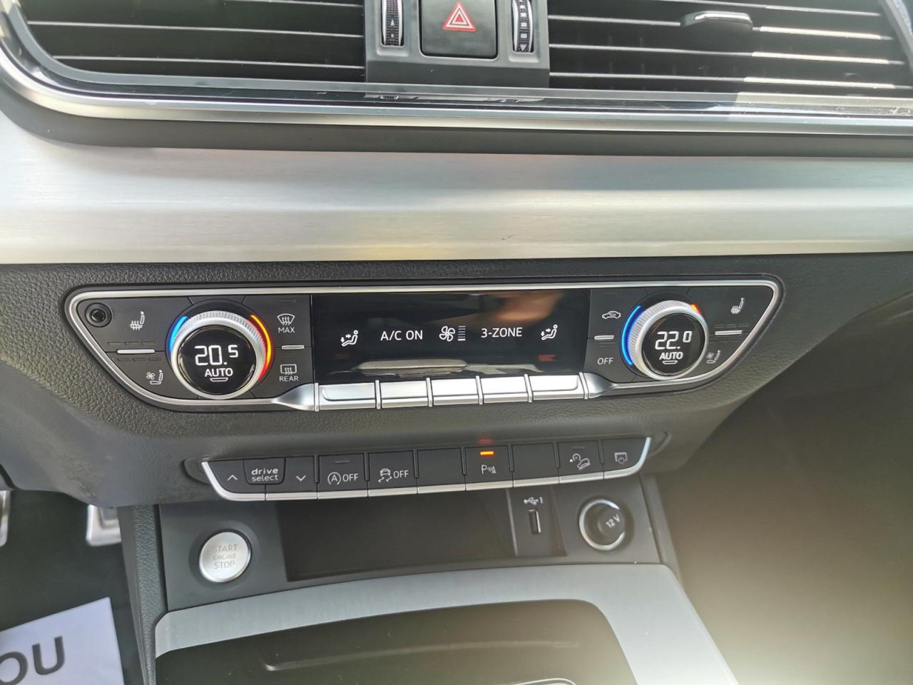 2023 Audi Q5 S-Line - Photo #9