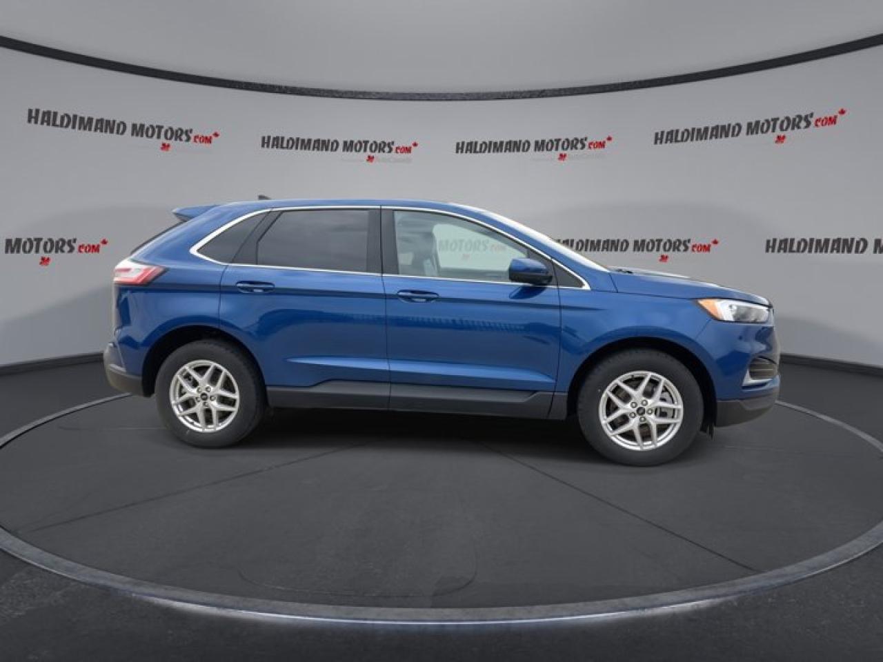 2024 Ford Edge SEL AWD Photo