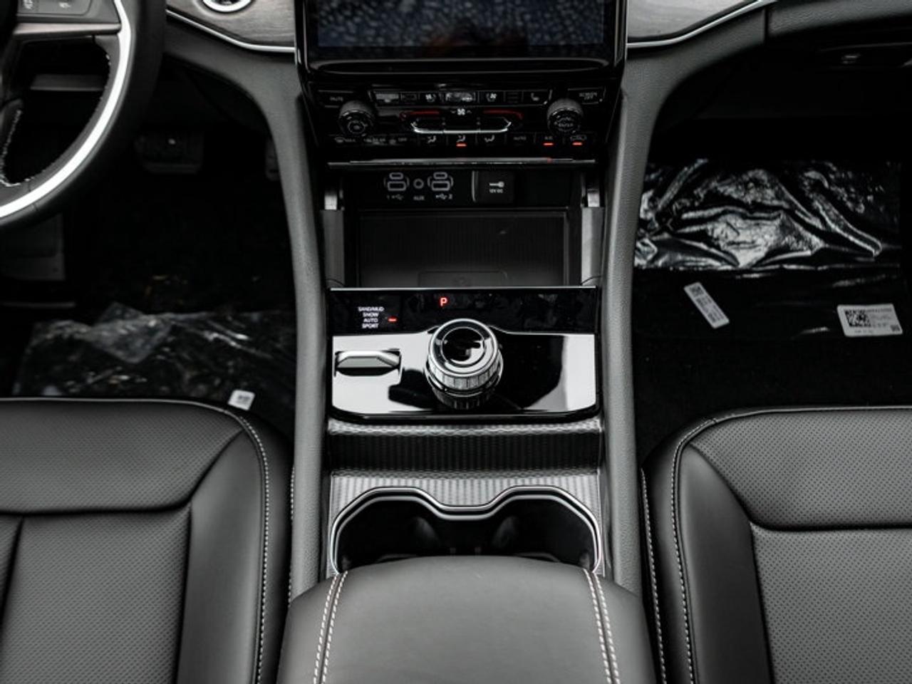 2025 Jeep Grand Cherokee Limited Photo