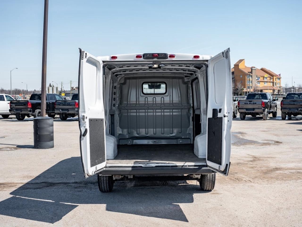 2024 RAM Cargo Van ProMaster TRADESMAN Photo
