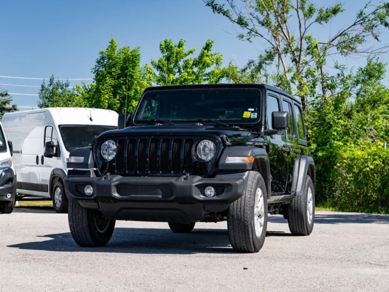 2023 Jeep Wrangler Sport S Photo