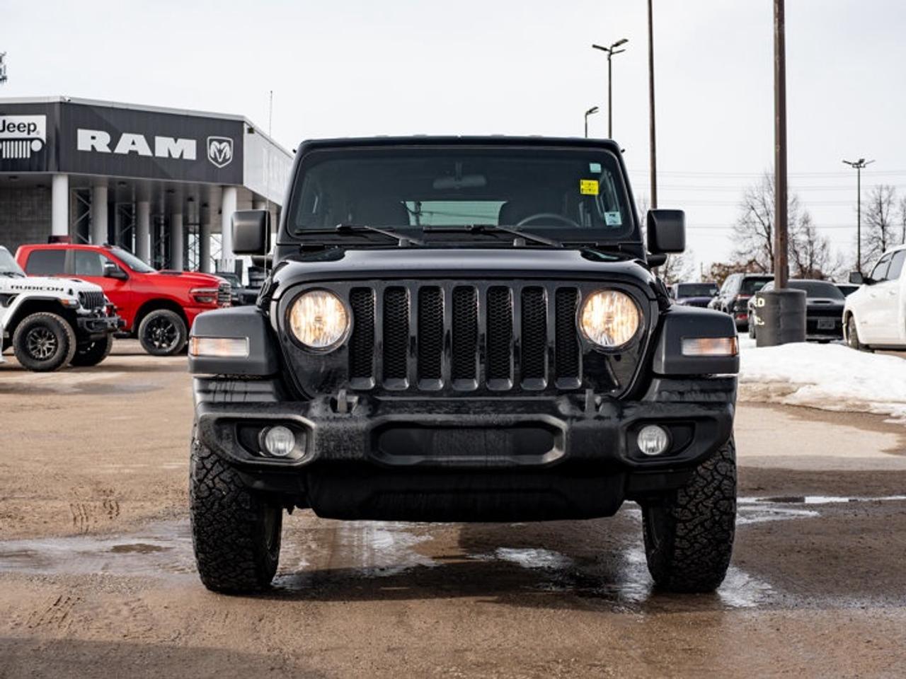 2023 Jeep Wrangler Sport S Photo