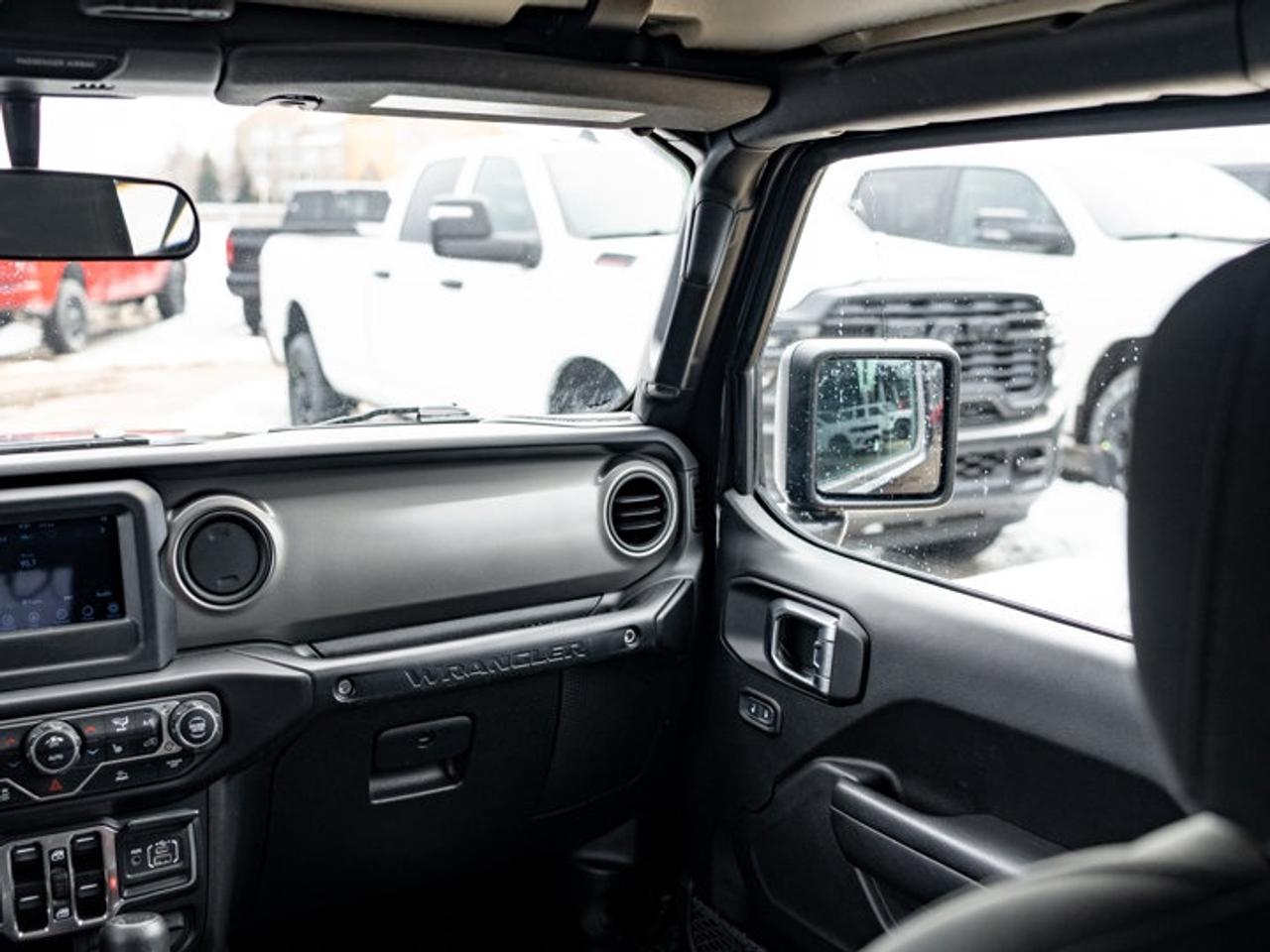 2023 Jeep Wrangler Sport S Photo