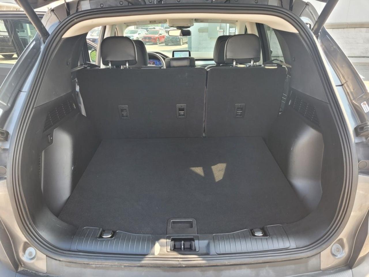 2021 Ford Escape Hybrid Titanium Photo31