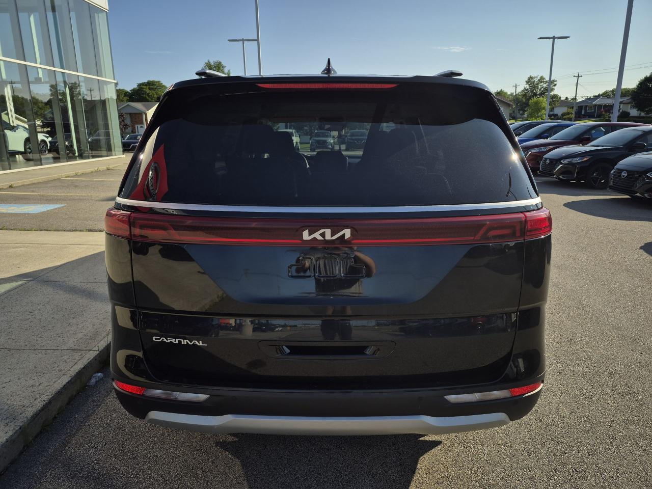 2024 Kia Carnival LX+ 8 PASSENGER Photo22