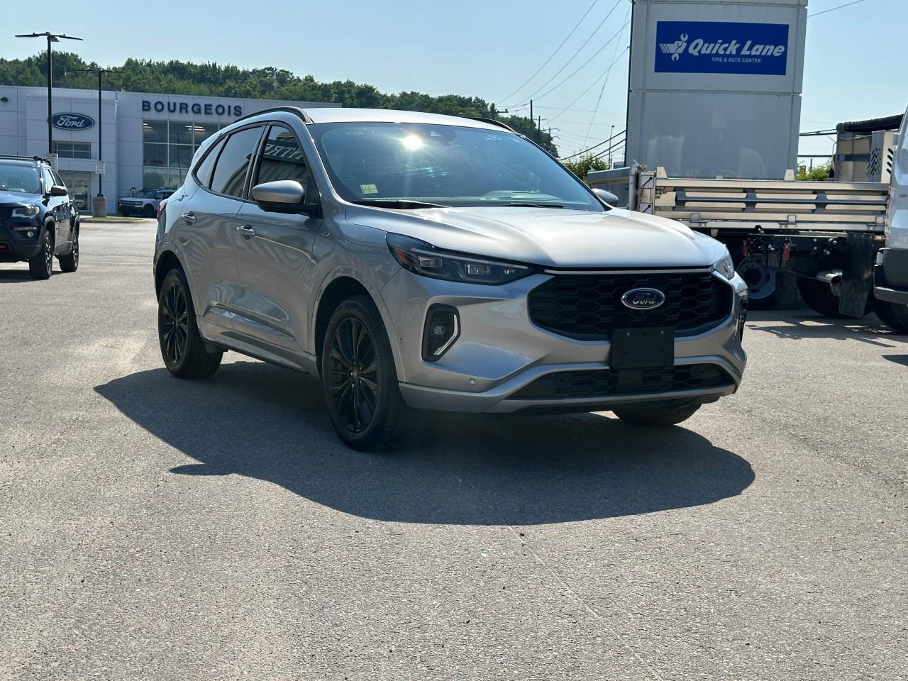 2023 Ford Escape ST-Line Elite AWD Photo3