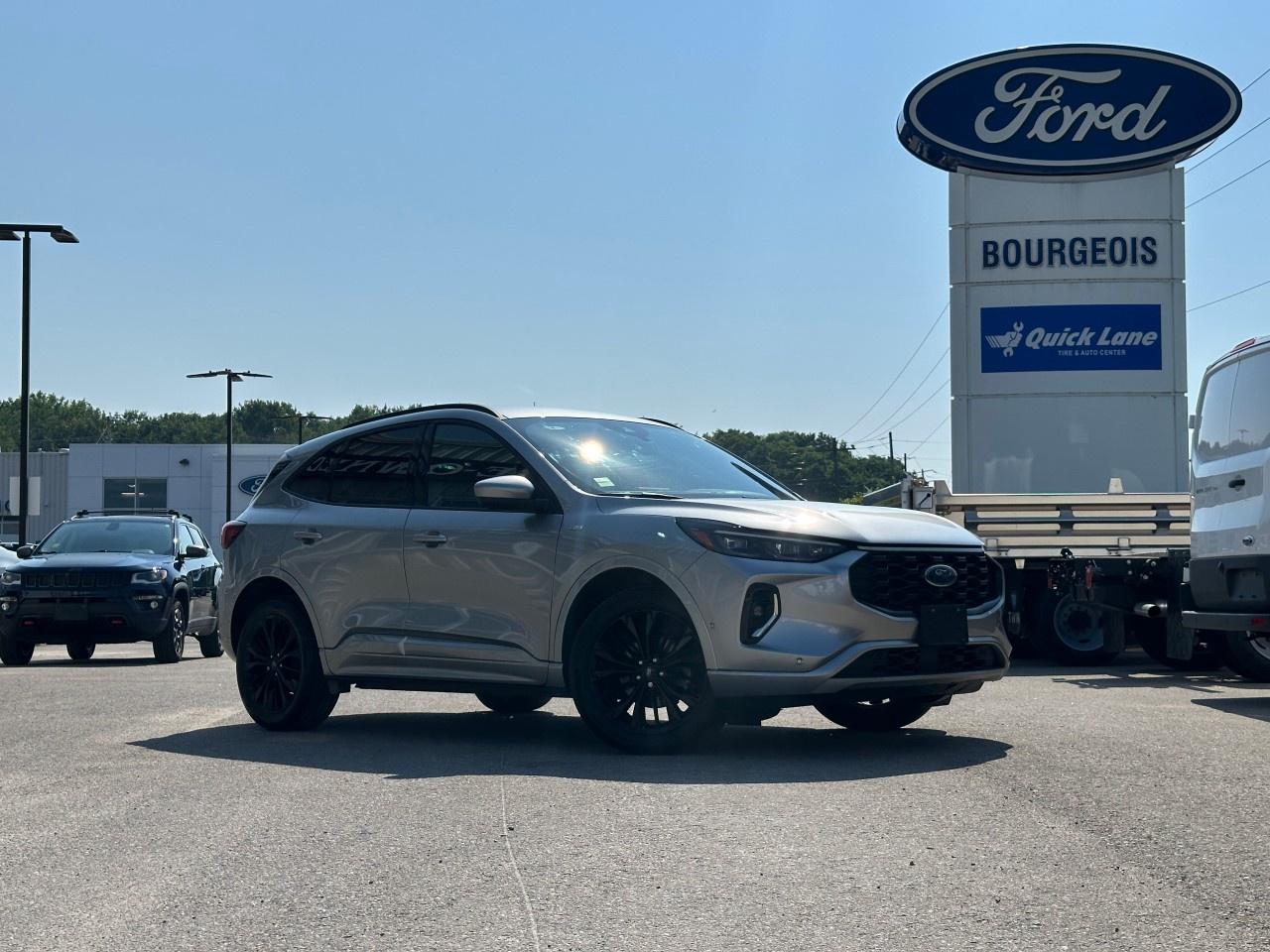Used 2023 Ford Escape ST-Line Elite AWD for sale in Midland, ON