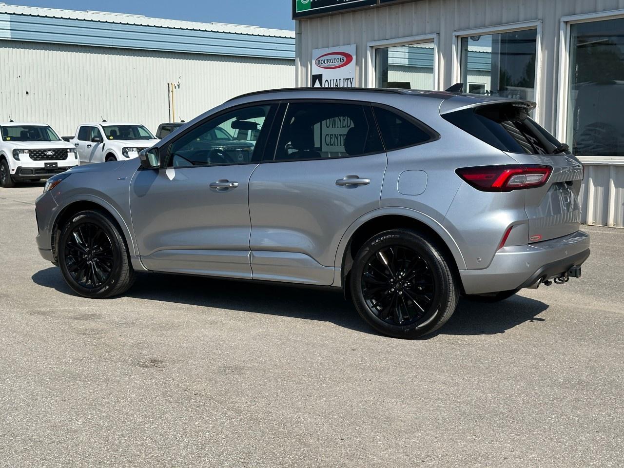 2023 Ford Escape ST-Line Elite AWD Photo