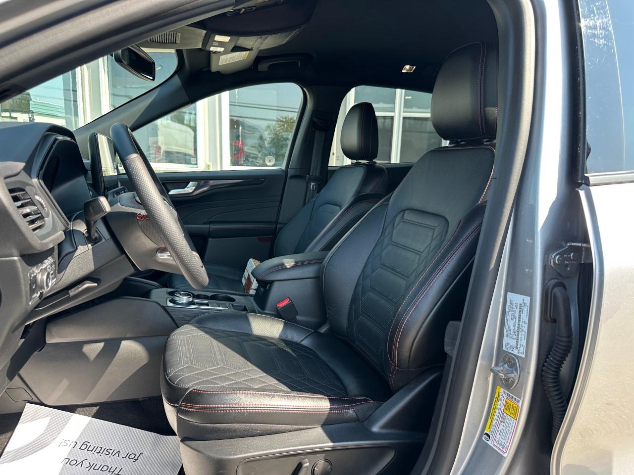 2023 Ford Escape ST-Line Elite AWD Photo