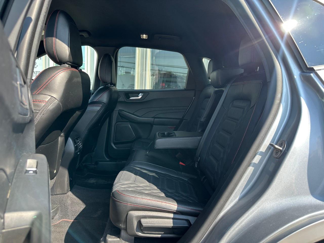 2023 Ford Escape ST-Line Elite AWD Photo