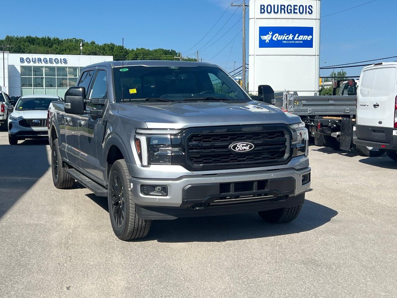 2025 Ford F-150 Lariat 4WD SuperCrew 6.5' Box Photo3