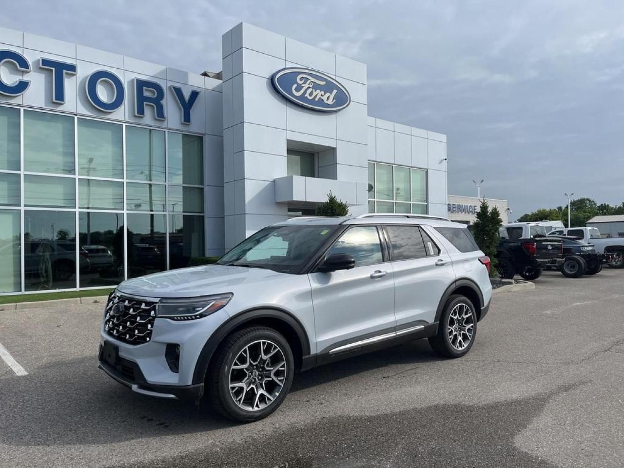 New 2025 Ford Explorer Platinum for sale in Chatham, ON
