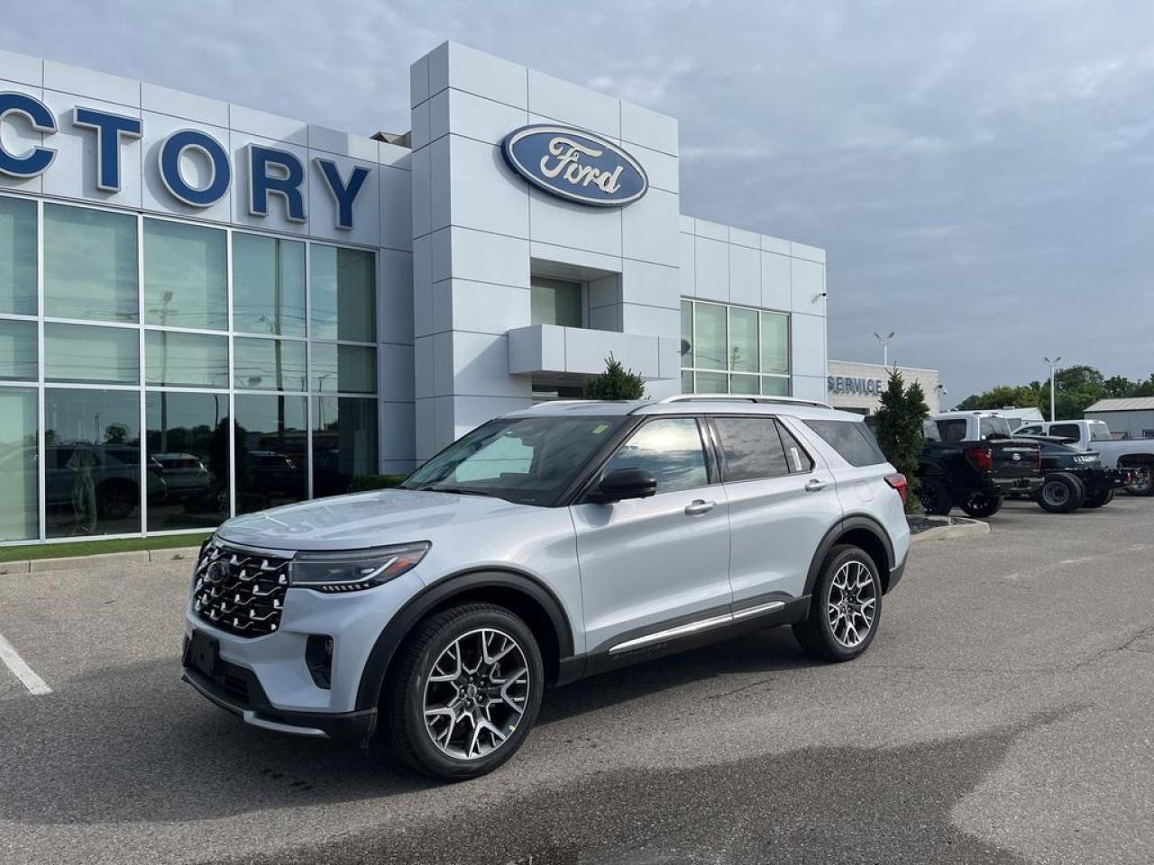 New 2025 Ford Explorer Platinum for sale in Chatham, ON