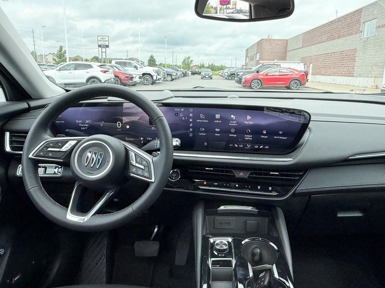 2025 Buick Envision Preferred 2.0L 4 CYL WITH REMOTE START/ENTRY, HEATED SEATS, HEATED STEERING WHEEL, BOSE SOUND, HD SURROUND VISION Photo