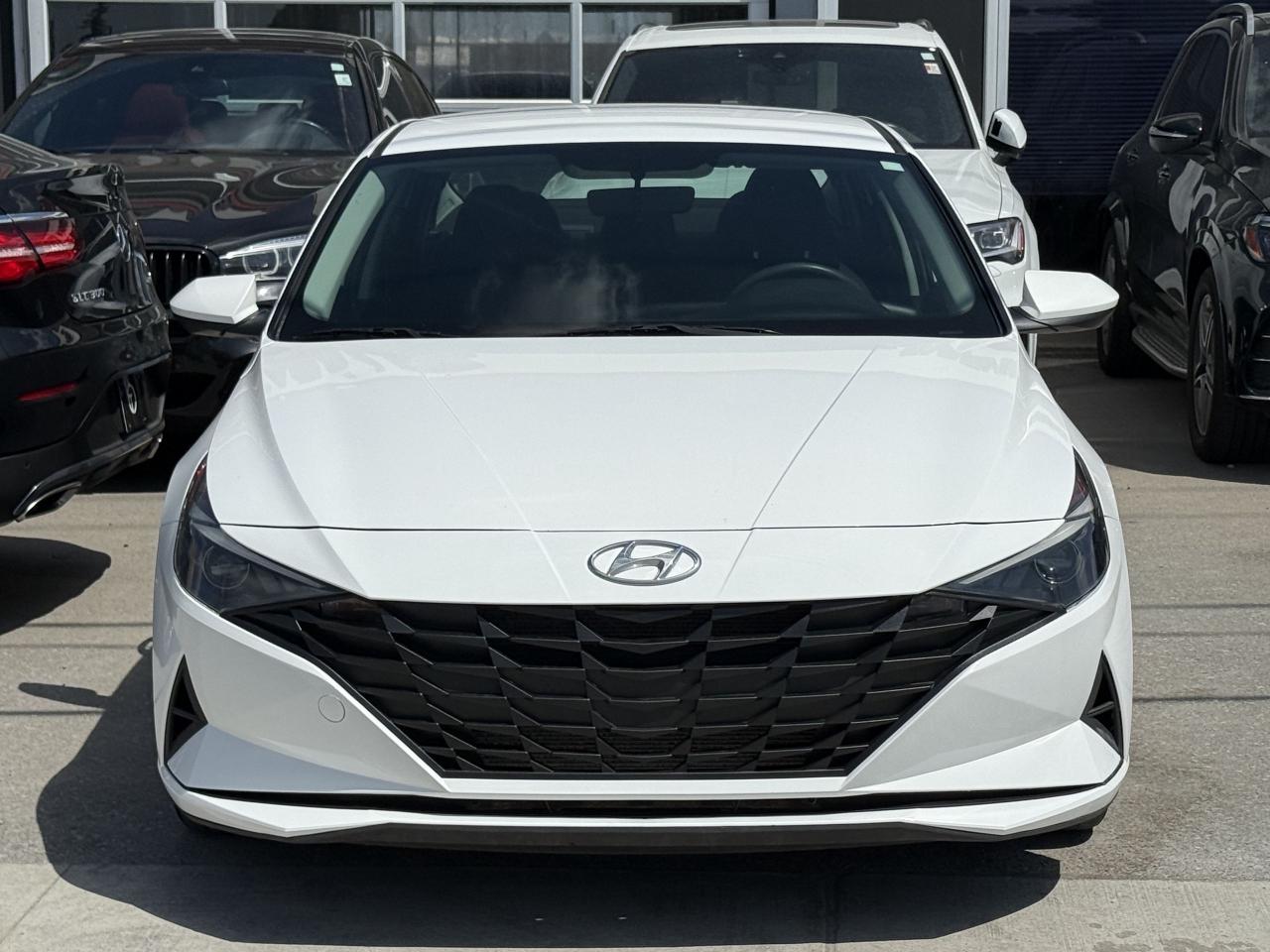 2022 Hyundai Elantra | APPLE CARPLAY | BACK UP CAMERA | - Photo #6