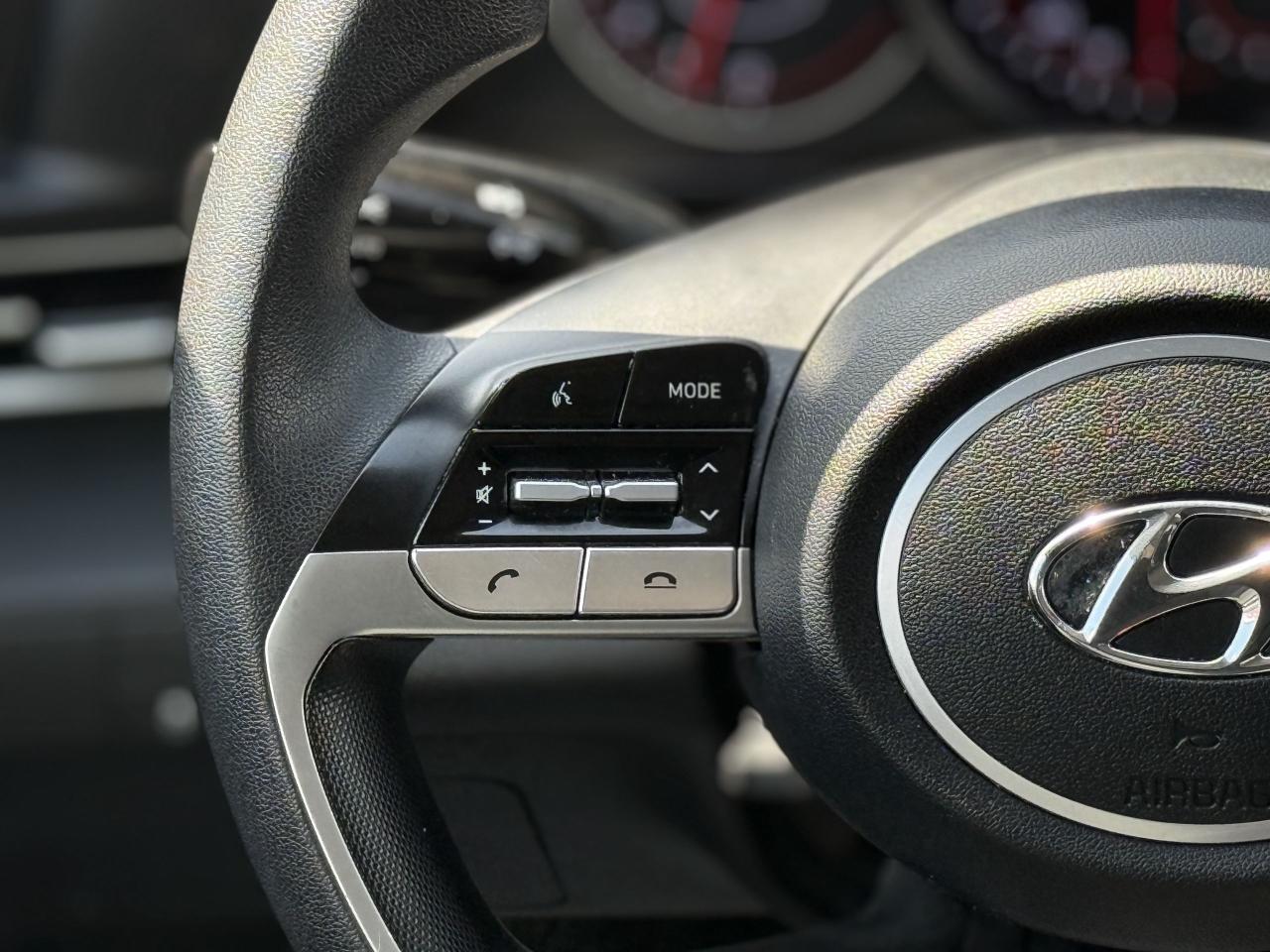 2022 Hyundai Elantra | APPLE CARPLAY | BACK UP CAMERA | - Photo #21