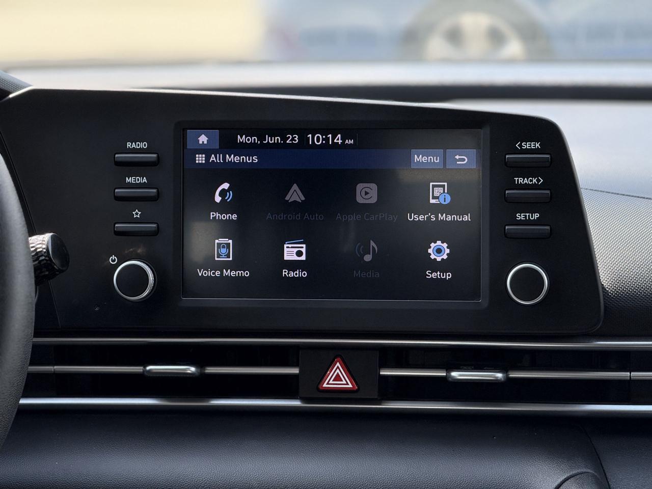 2022 Hyundai Elantra | APPLE CARPLAY | BACK UP CAMERA | - Photo #24