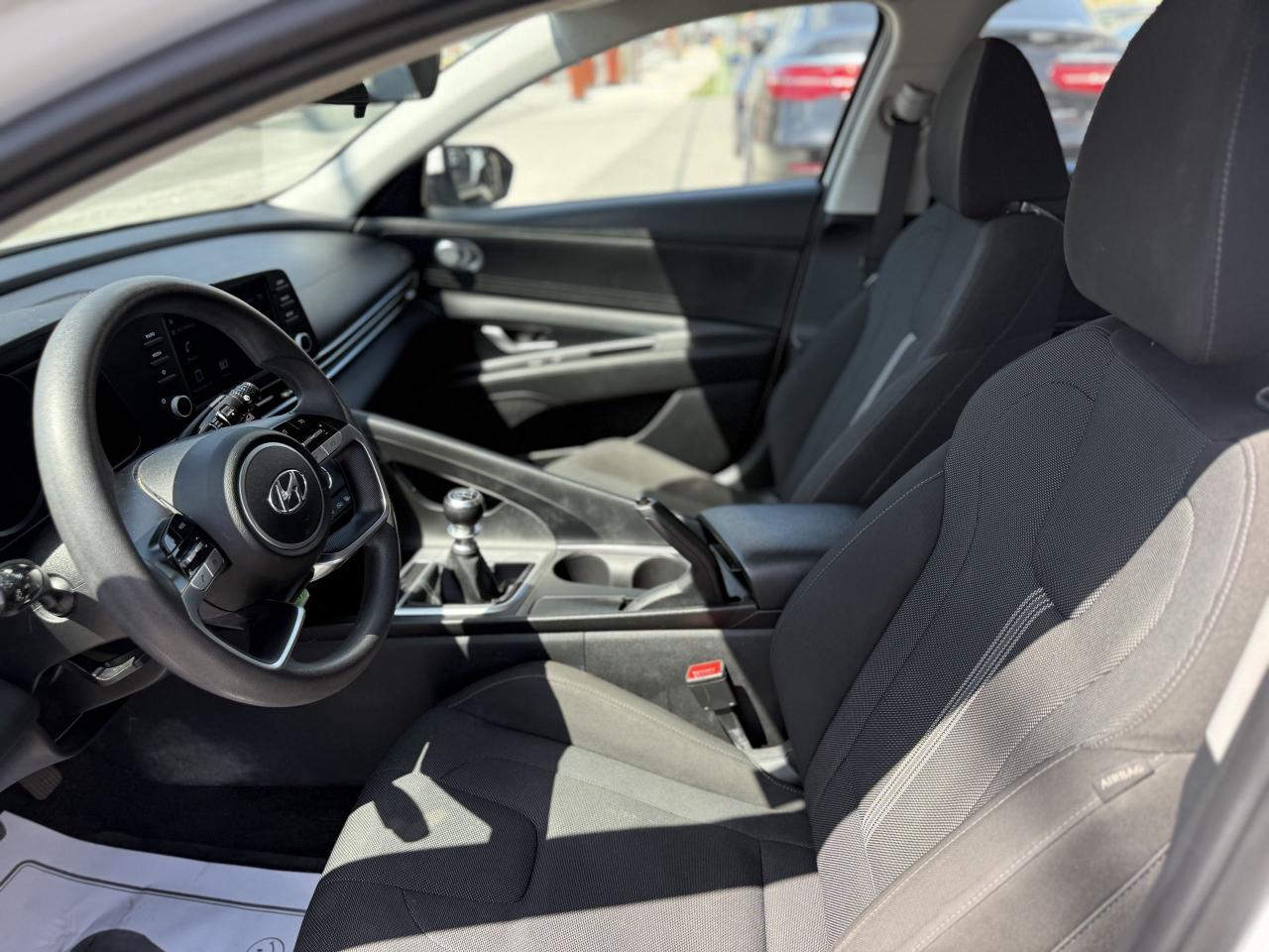 2022 Hyundai Elantra | APPLE CARPLAY | BACK UP CAMERA | - Photo #26