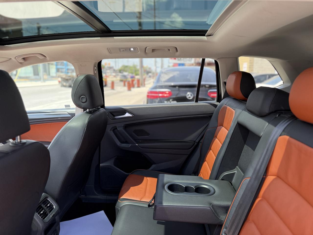 2018 Volkswagen Tiguan HIGHLINE | 4MOTION | PREMIUM | LOADED - Photo #37