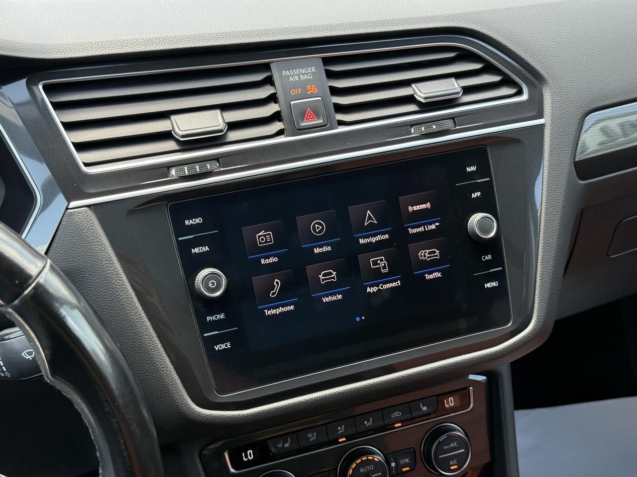 2018 Volkswagen Tiguan HIGHLINE | 4MOTION | PREMIUM | LOADED - Photo #40