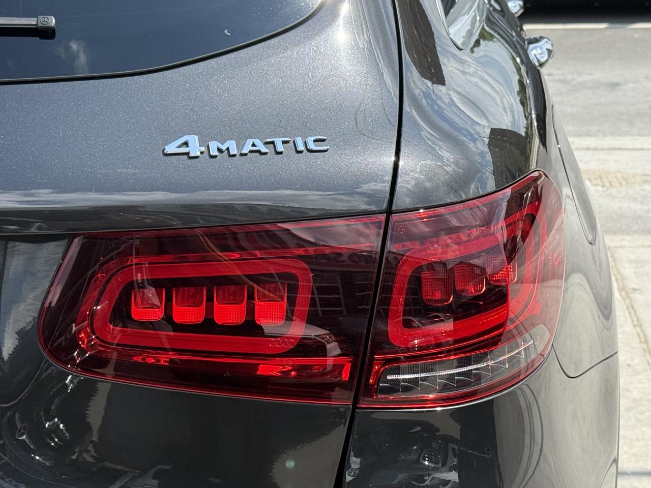 2021 Mercedes-Benz GLC-Class PREMIUM | NAVI | PANO  LOADED - Photo #11