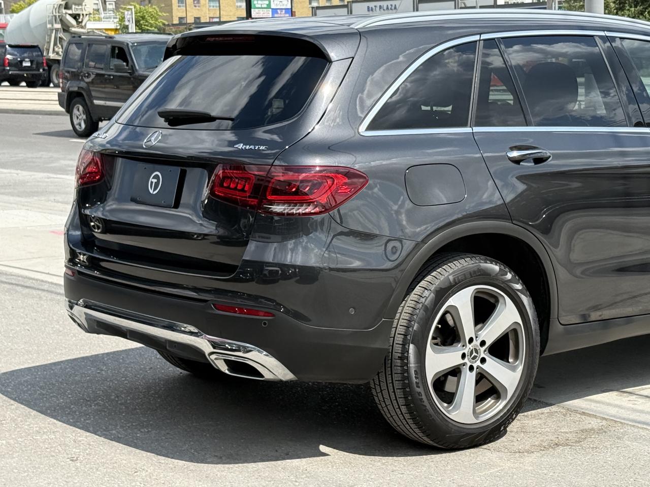 2021 Mercedes-Benz GLC-Class PREMIUM | NAVI | PANO  LOADED - Photo #10