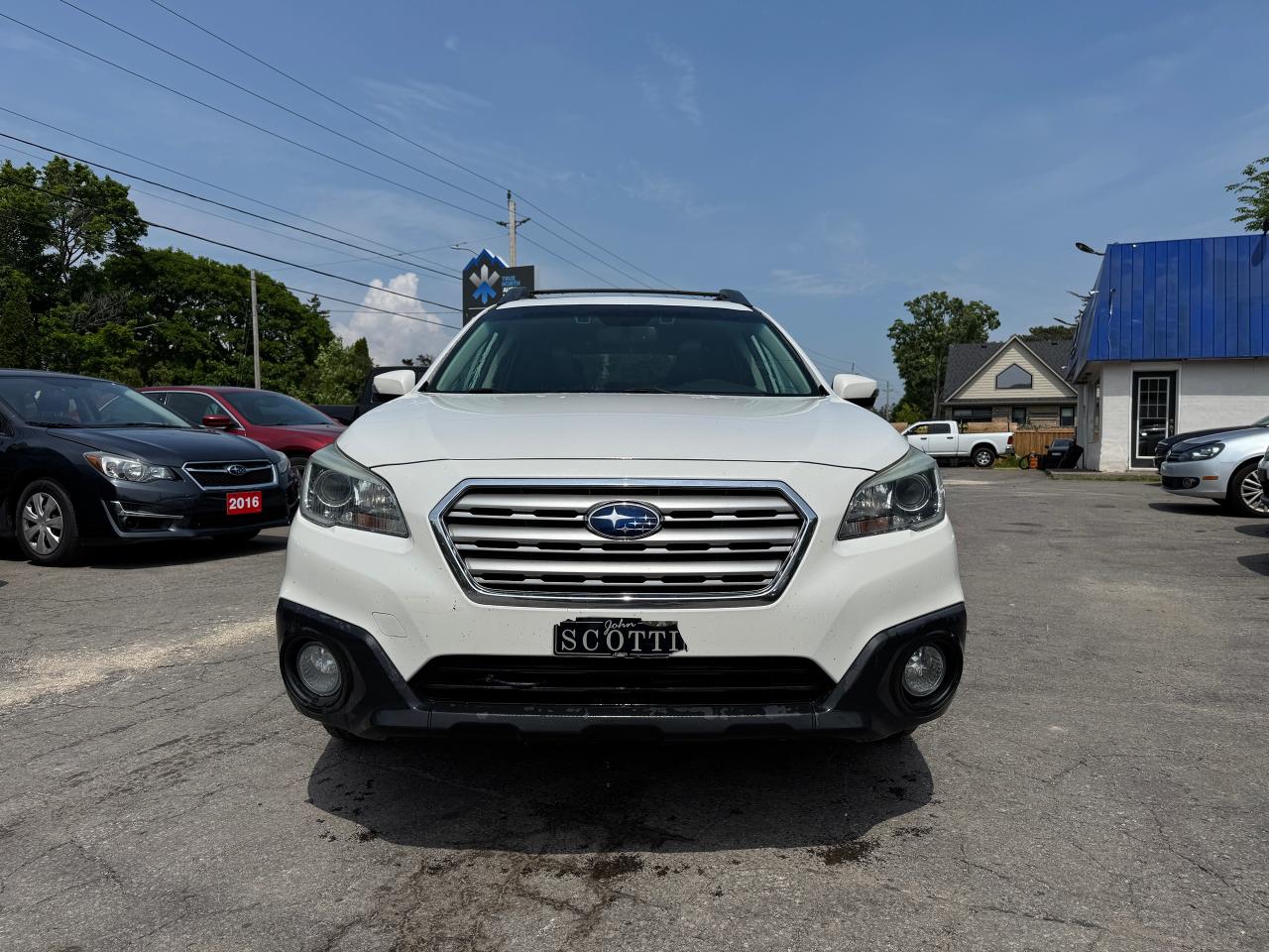 2015 Subaru Outback 2.5i w/Limited & Tech Pkg - Photo #2