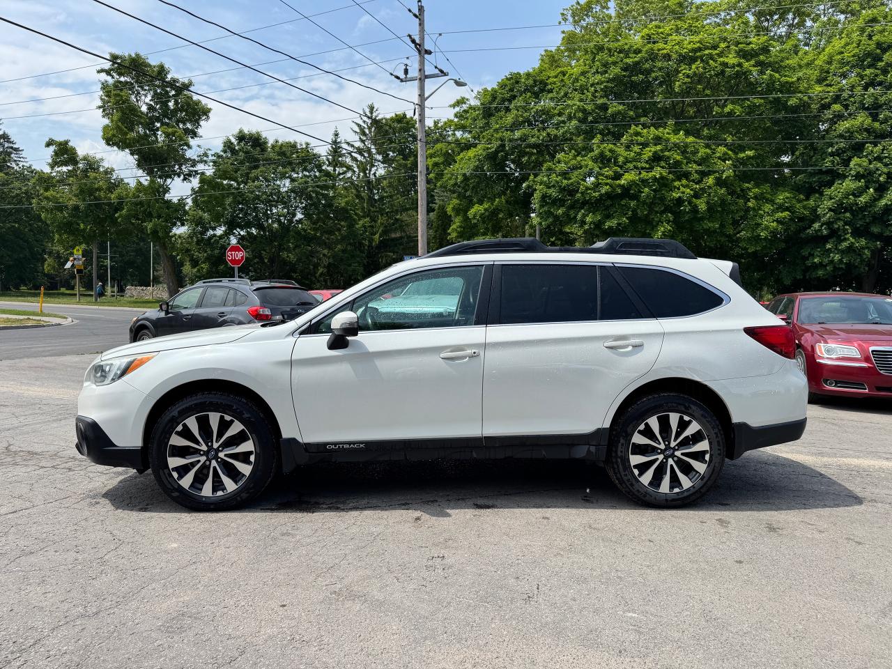 2015 Subaru Outback 2.5i w/Limited & Tech Pkg - Photo #4