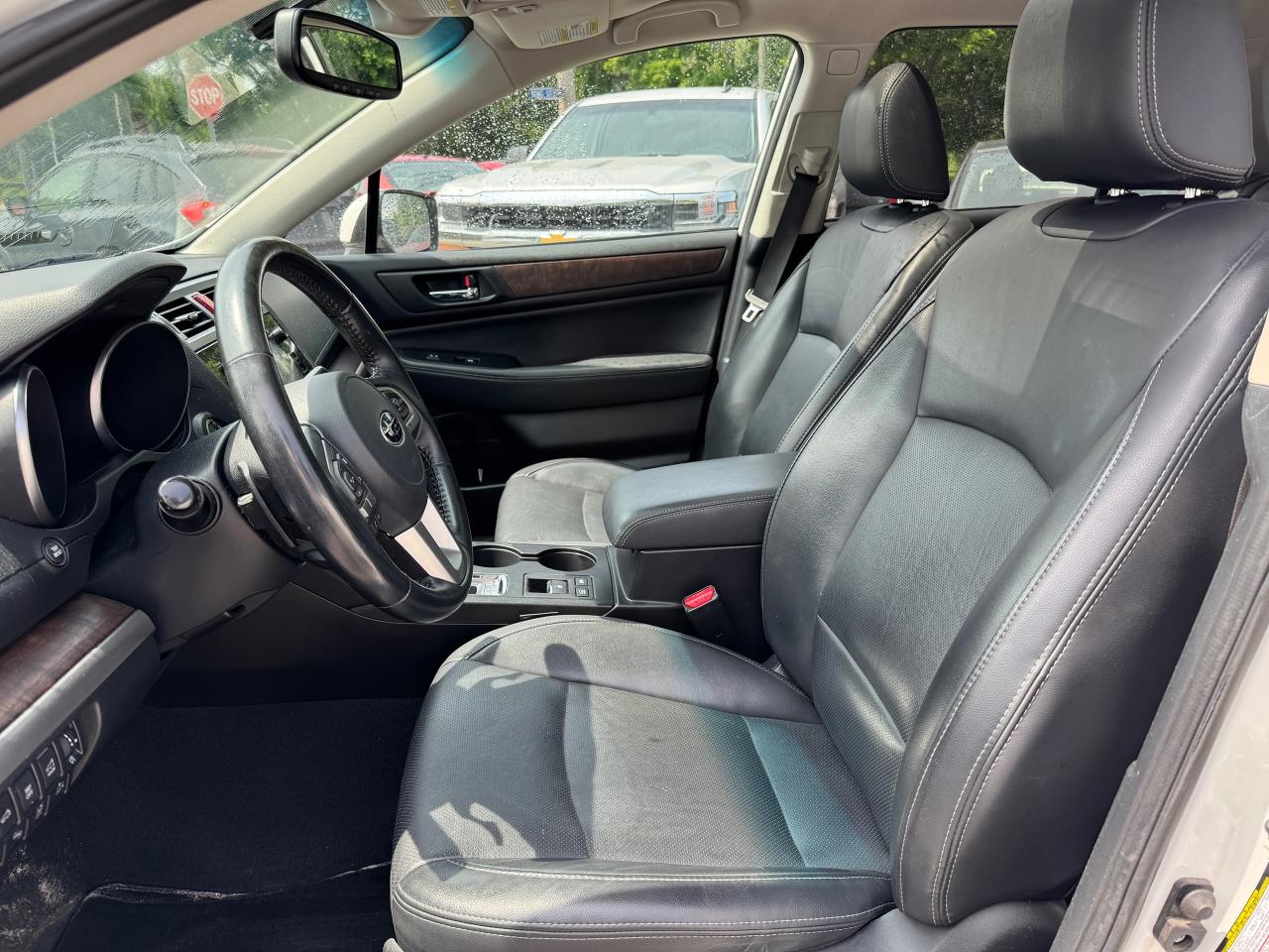2015 Subaru Outback 2.5i w/Limited & Tech Pkg - Photo #12
